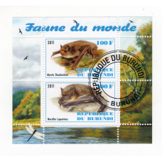 Бурунді 2011. Фауна світу. Myotis daubentonii - Нічниця водяна. Noctilio leporinus - Кажан.